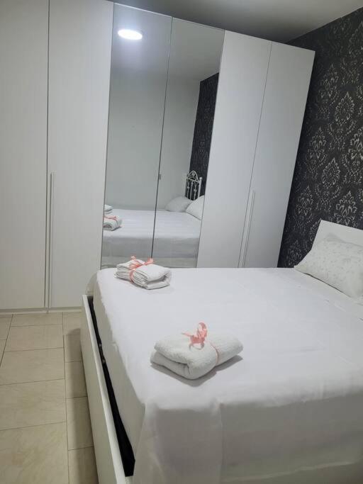 Casa La Chicca Apartment Napoli Bagian luar foto